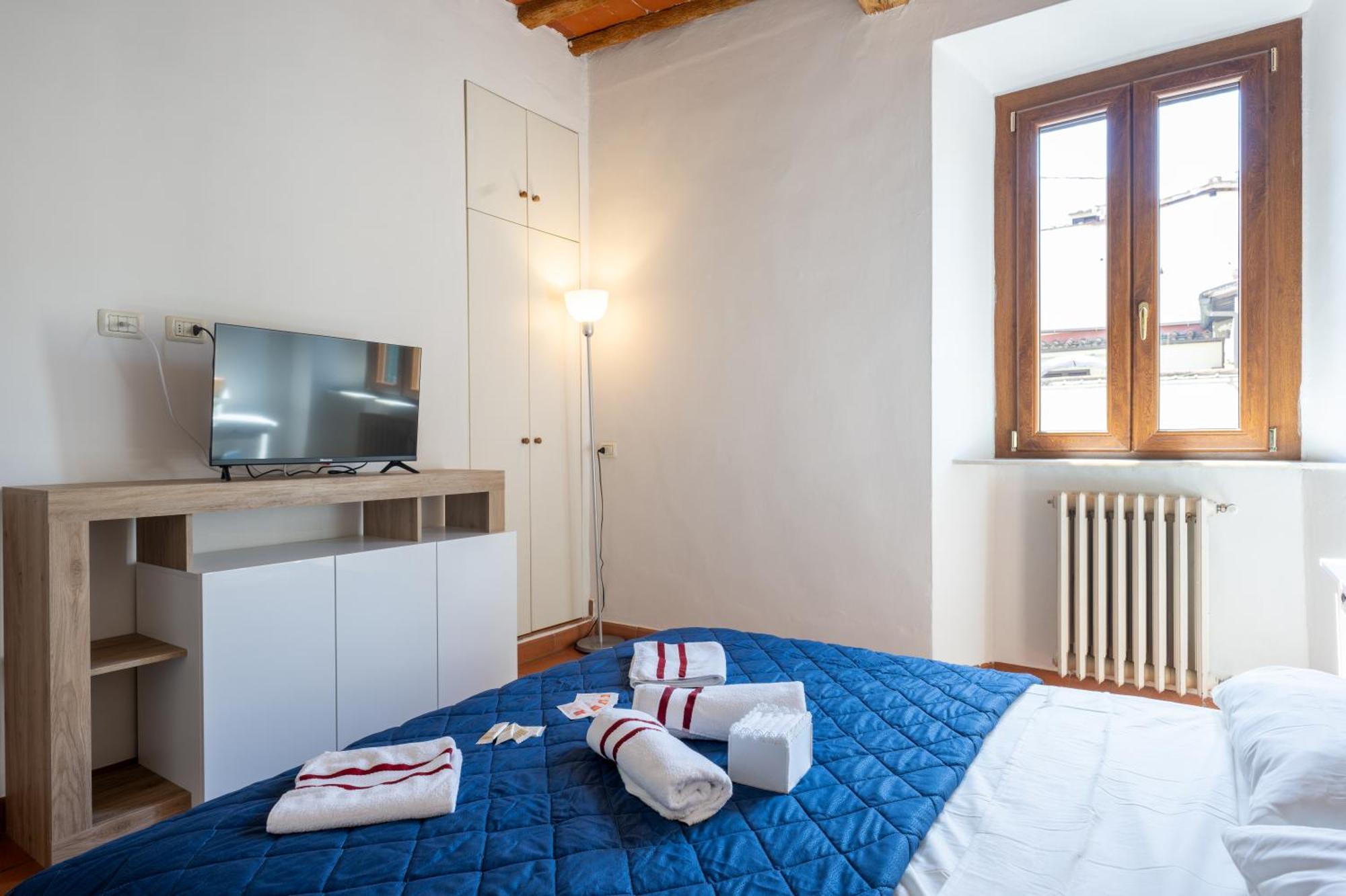 Apartamento Tipica Cozy House + Parking! Florencia Exterior foto